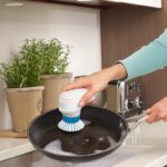 Електрощітка 6 В BLACK+DECKER BHPC130 - Зображення 5