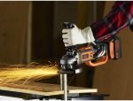 Кутова шліфмашина 18 В 4 А·год BLACK+DECKER BCG720M1 - Зображення 5