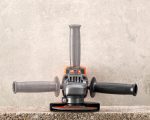 Акумуляторні кутові шліфмашини 18 В BLACK+DECKER BCG720N - Зображення 5