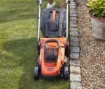 Газонокосарка 36 В 32 см BLACK+DECKER BCMW3336L2 - Зображення 4