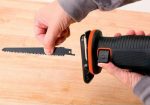 Шабельна пила BLACK+DECKER BDCR18E1 - Зображення 3