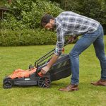 Газонокосарка 1800 Вт BLACK+DECKER BEMW481BH - Зображення 4