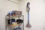 Вертикальний пилосос 36 В 2 А·год BLACK+DECKER BHFEV362D - Зображення 13