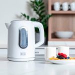 Електрочайник BLACK+DECKER BXKE2204E - Зображення 8